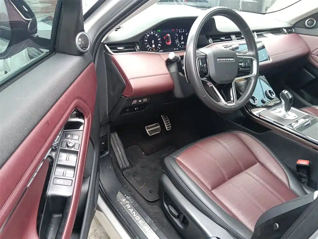 Land Rover Evoque 2022 — фото 12