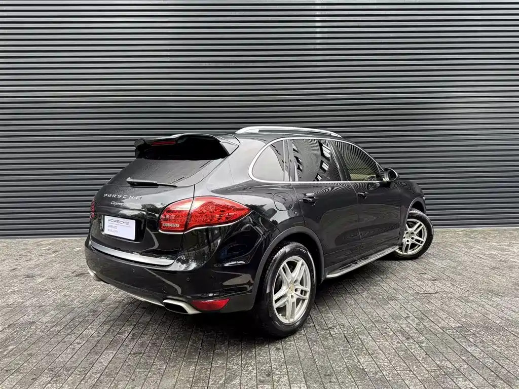 Porsche Cayenne 2014