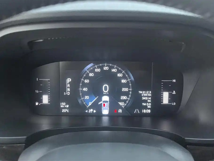 Volvo S90 2017 — фото 14