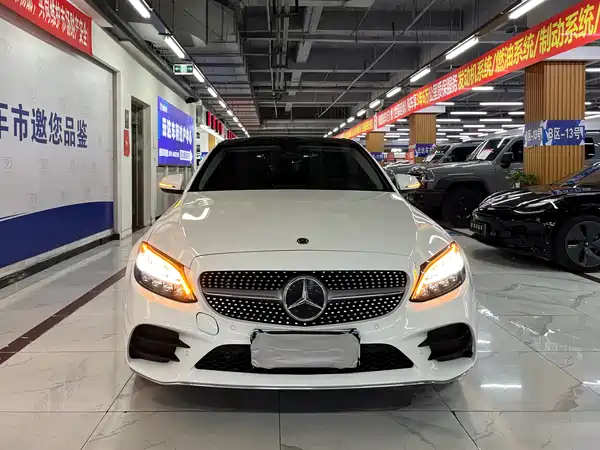 Mercedes-Benz C-Class 2021