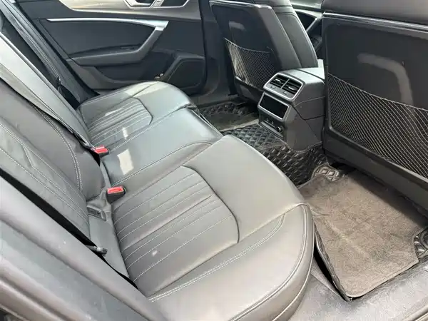 Audi A6L 2023