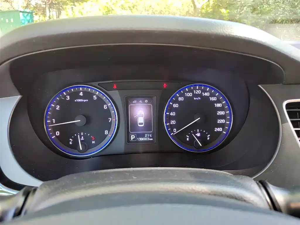 Hyundai Mistra 2014 — фото 12