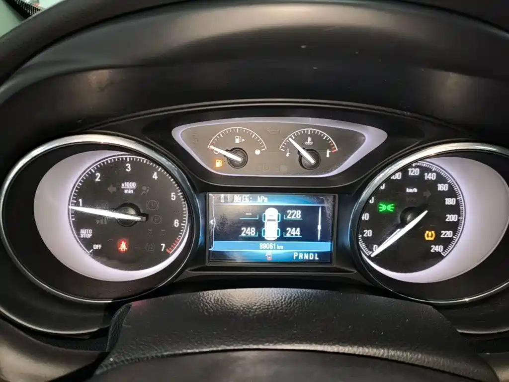 Buick Envision Plus 2019 — фото 12