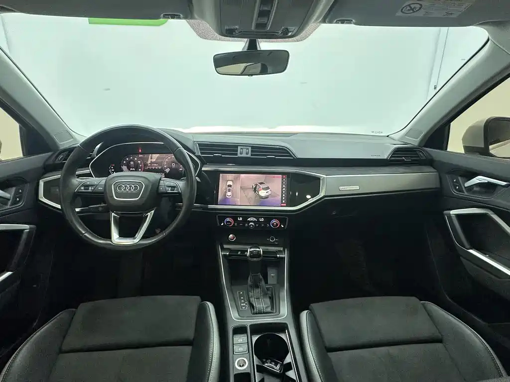 Audi Q3 2022 — фото 10