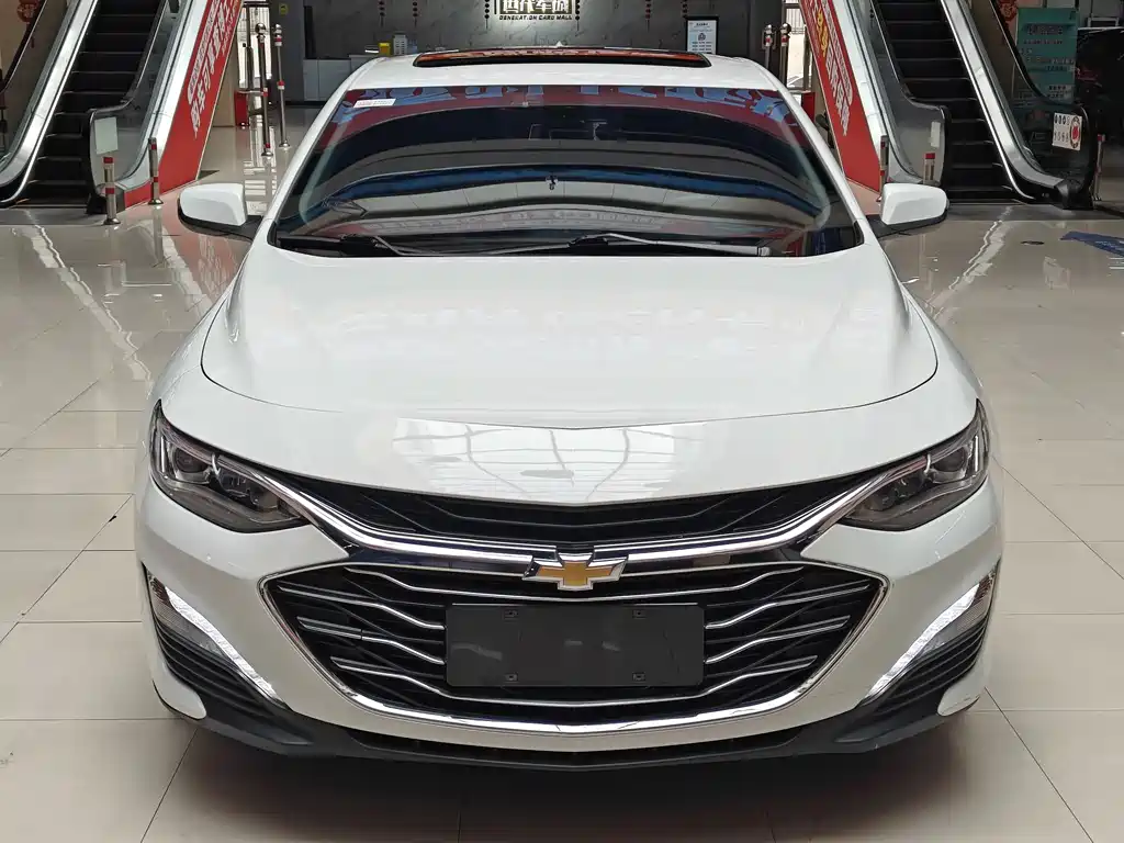 Chevrolet Malibu XL 2022 — фото 2