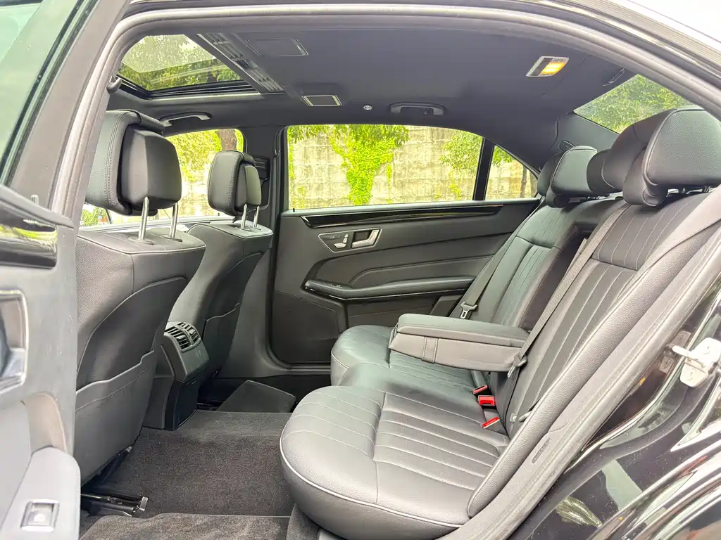 Mercedes-Benz E-Class 2014