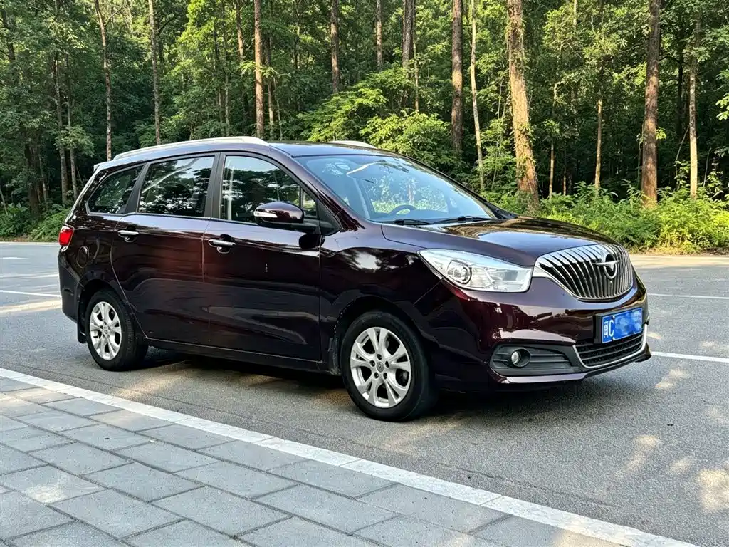 Haima Familia MPV 2017 — фото 3