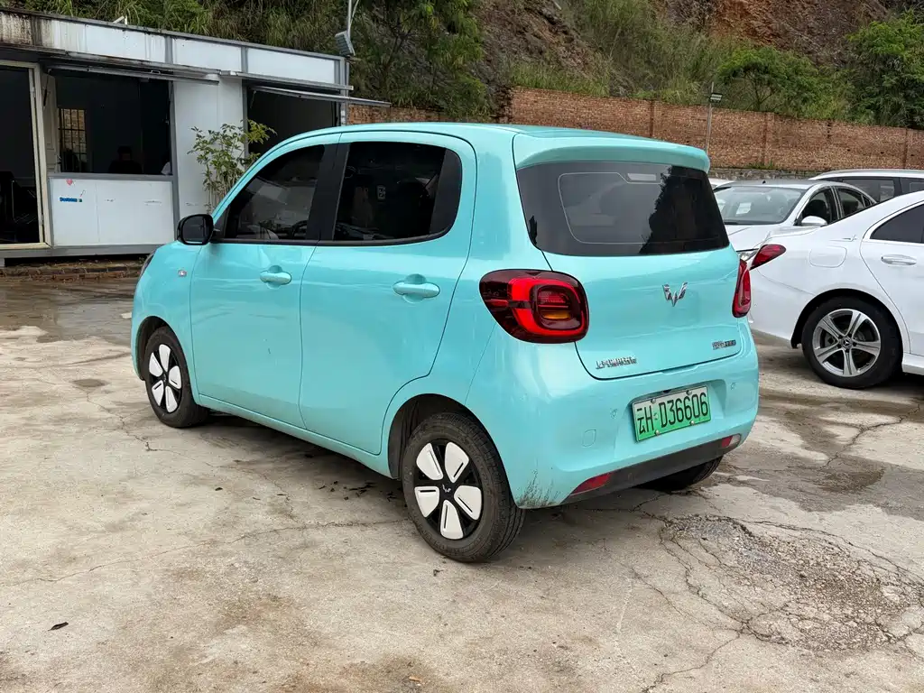 Wuling Hongguang MINIEV 2025