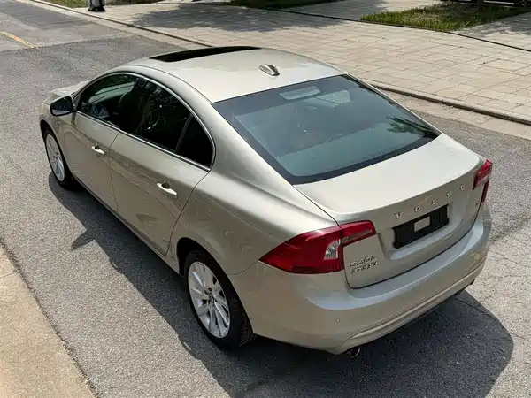 Volvo S60 2016