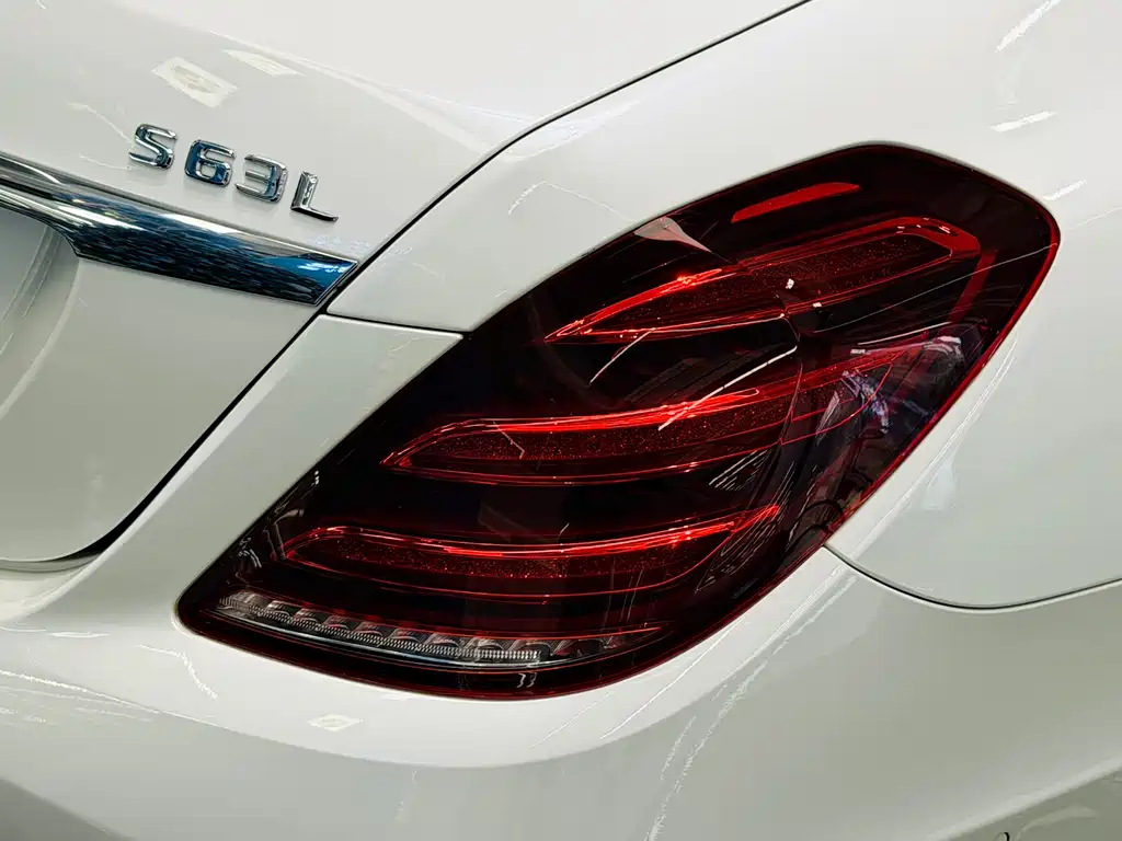 Mercedes-Benz S-Class AMG 2016 — фото 10