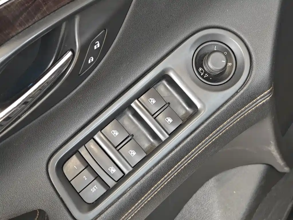 Buick LaCrosse 2015 — фото 9