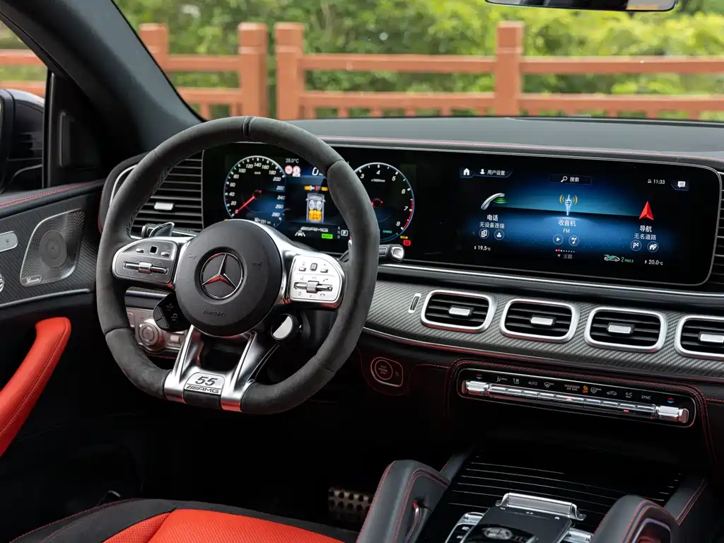 Mercedes-Benz GLE Coupe AMG 2023 — фото 12
