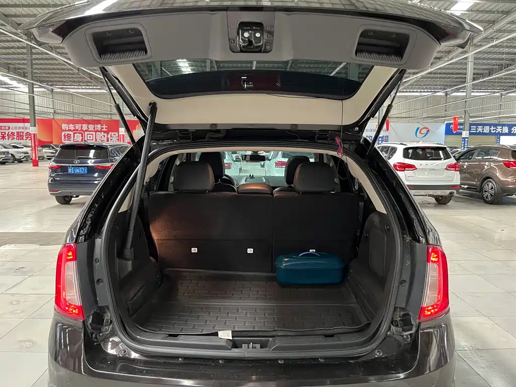 Ford Edge 2015 — фото 12