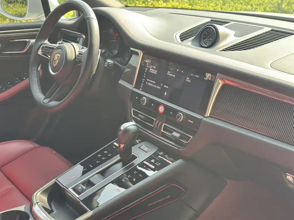 Porsche Macan 2023