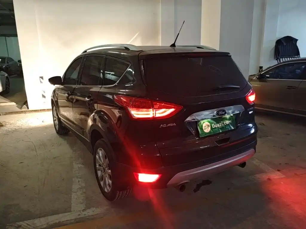Ford Kuga 2015 — фото 5