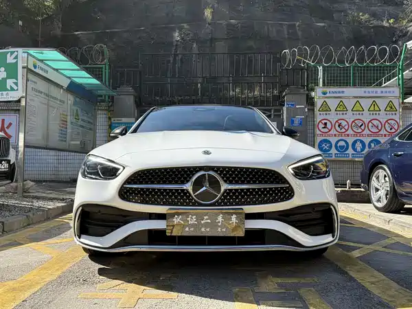Mercedes-Benz C-Class 2022