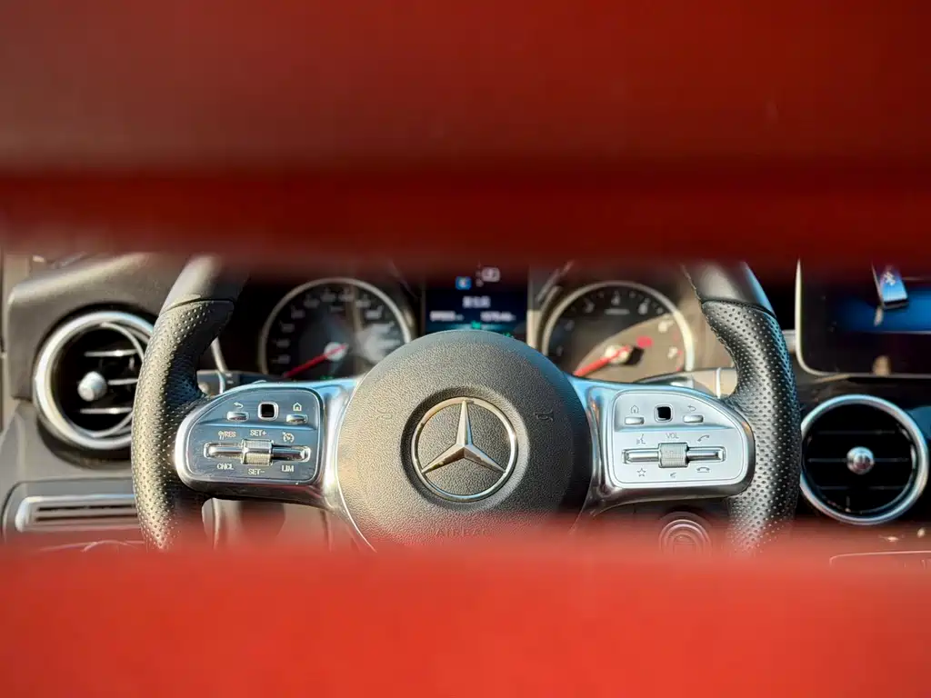 Mercedes-Benz C-Class 2019 — фото 13