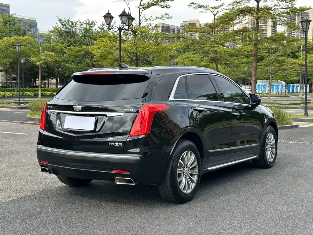 Cadillac XT5 2018 — фото 20