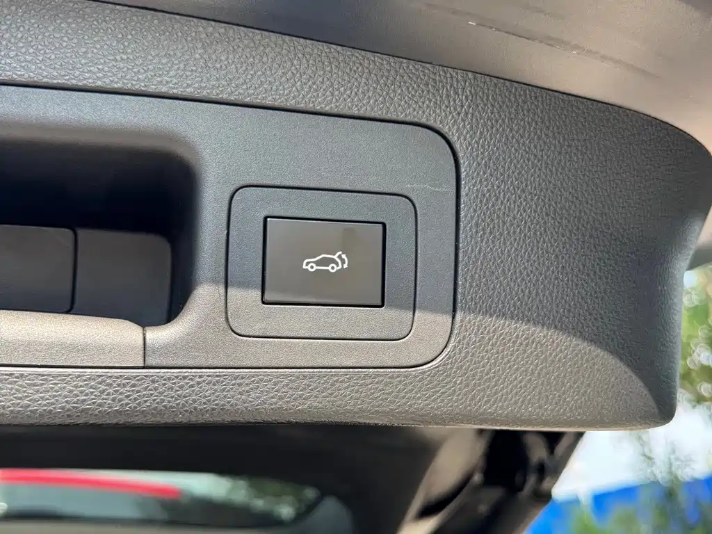 GAC Trumpchi GS8 2021 — фото 21