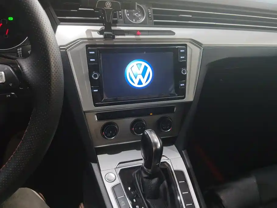 Volkswagen Magotan 2018 — фото 13