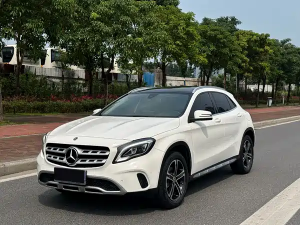 Mercedes-Benz GLA 2018
