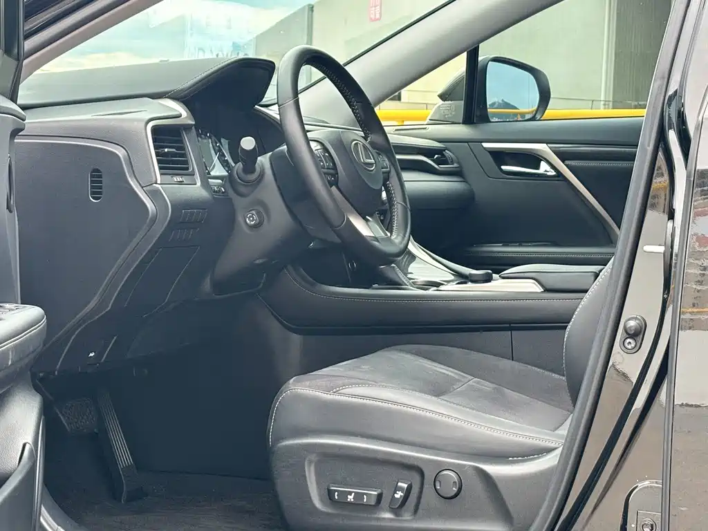 Lexus RX 2017