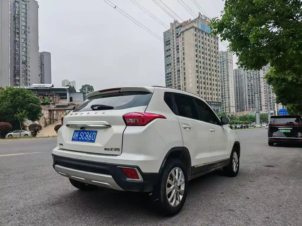 BAIC Senova X35 2018 — фото 9