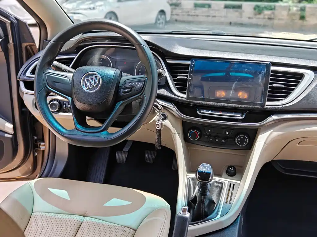 Buick Excelle 2016 — фото 19