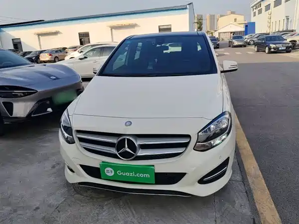 Mercedes-Benz B-Class 2015