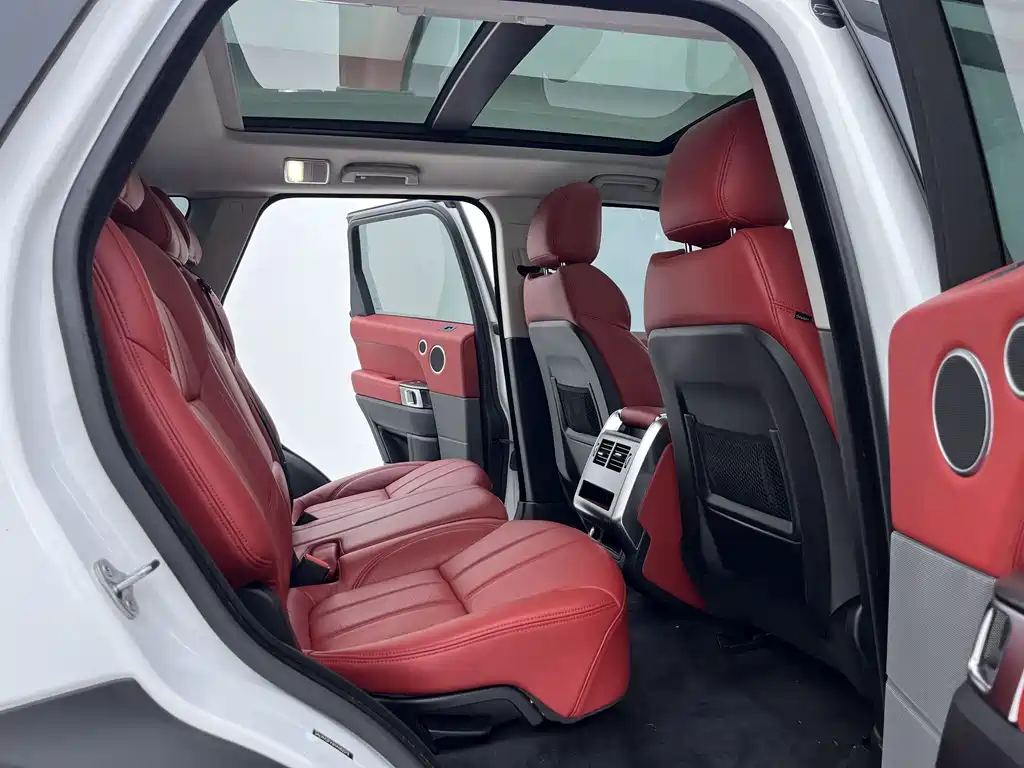 Land Rover Sport 2018 — фото 17