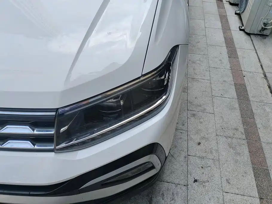 Volkswagen T-Cross 2020