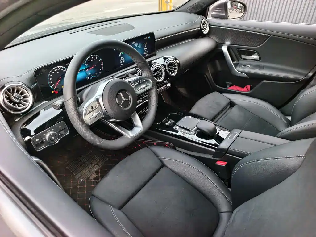 Mercedes-Benz A-Class 2022