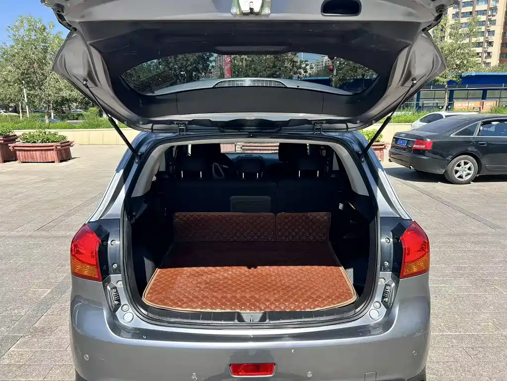 Mitsubishi Jinxuan ASX 2015 — фото 14