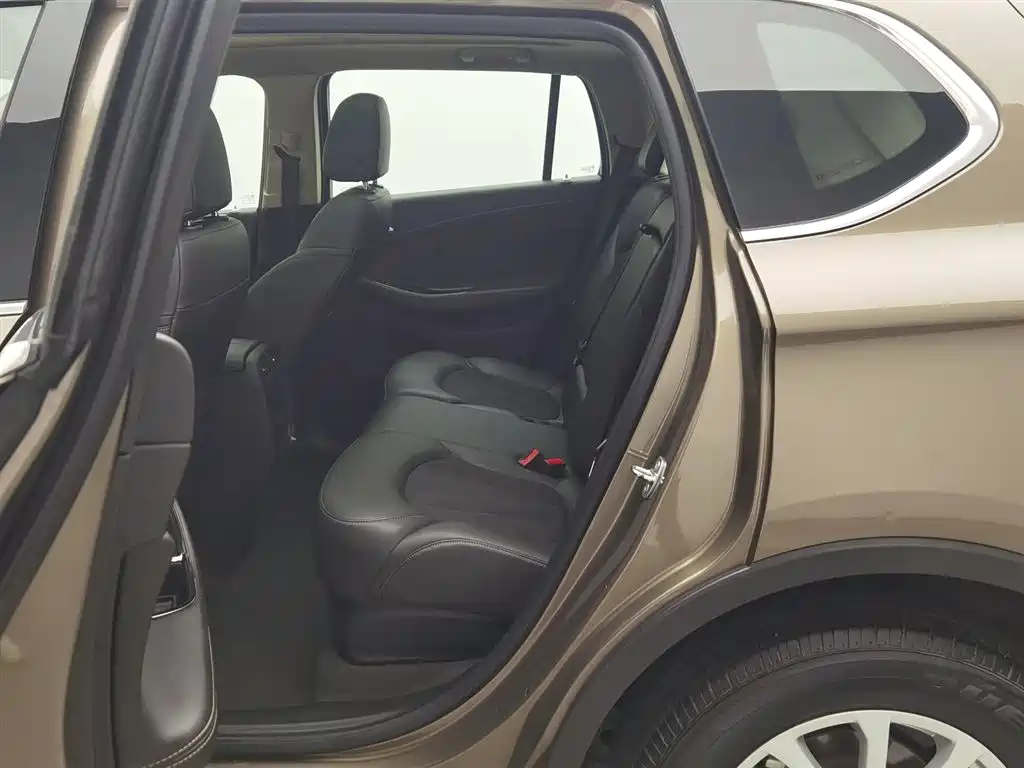 Buick Envision Plus 2017 — фото 15