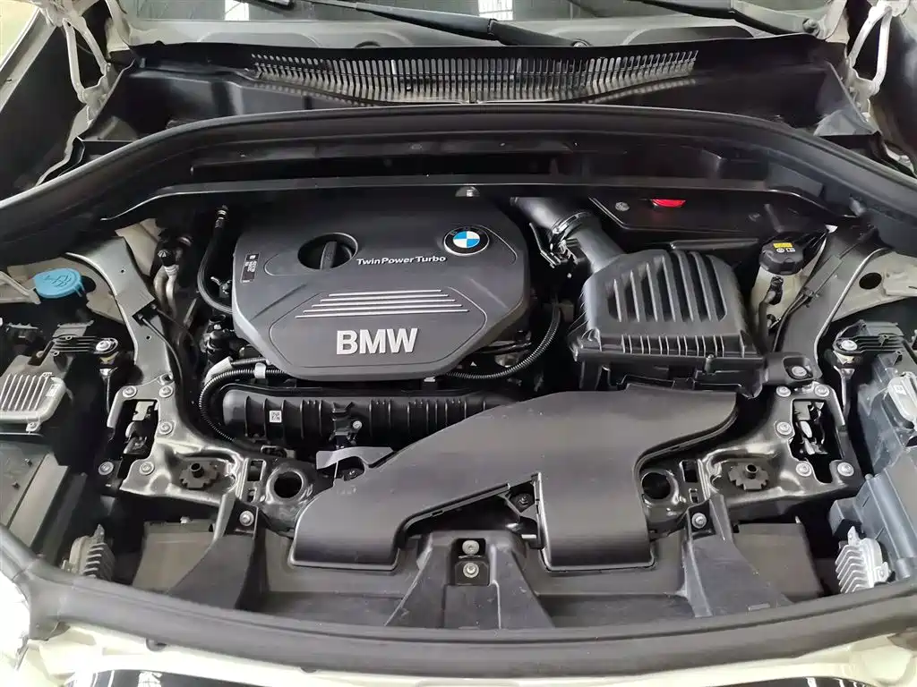 BMW X1 2017 — фото 11