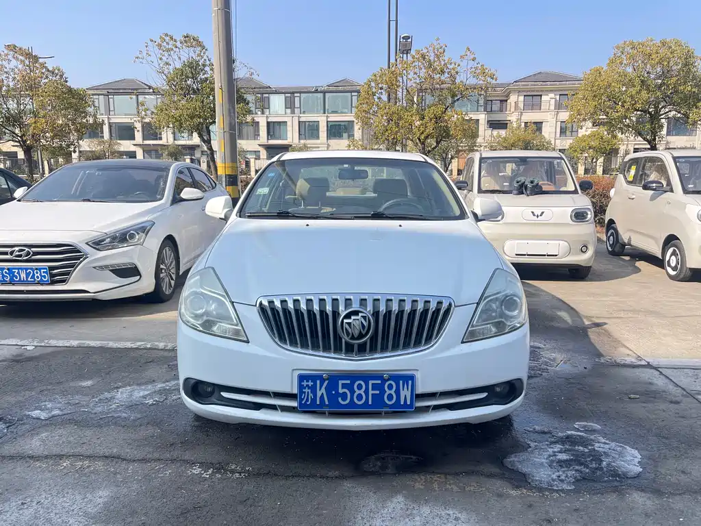 Buick Excelle 2014 — фото 2