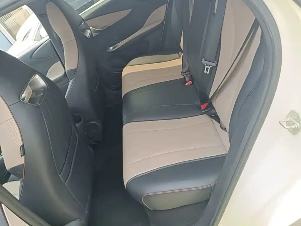 BYD Dolphin 2023 — фото 17