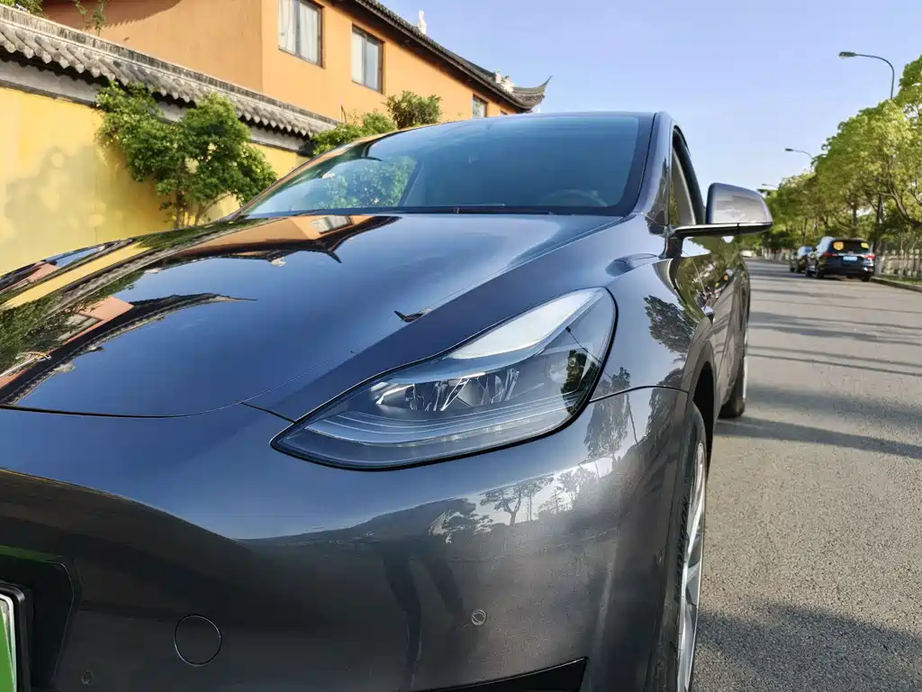 Tesla Model Y 2023 — фото 22