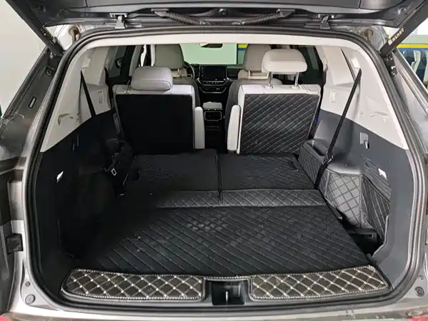 Volkswagen ID.6 2024