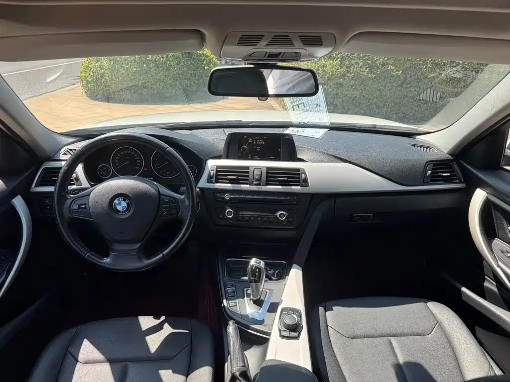 BMW 3 Series 2014 — фото 9