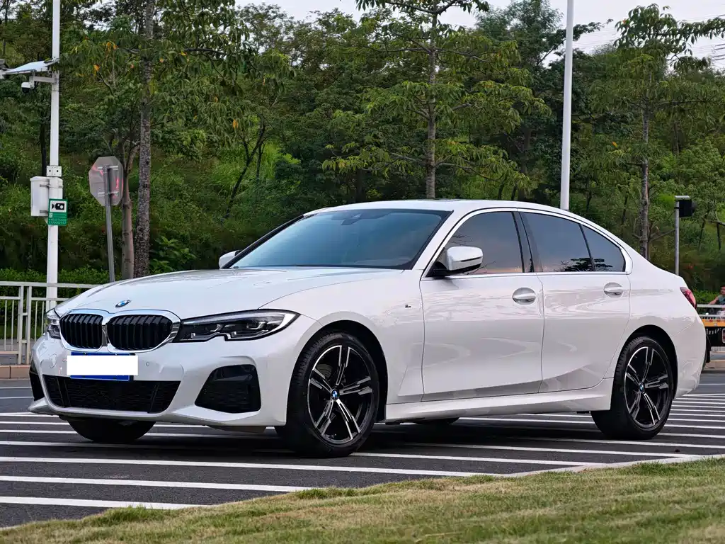 BMW 3 Series 2021