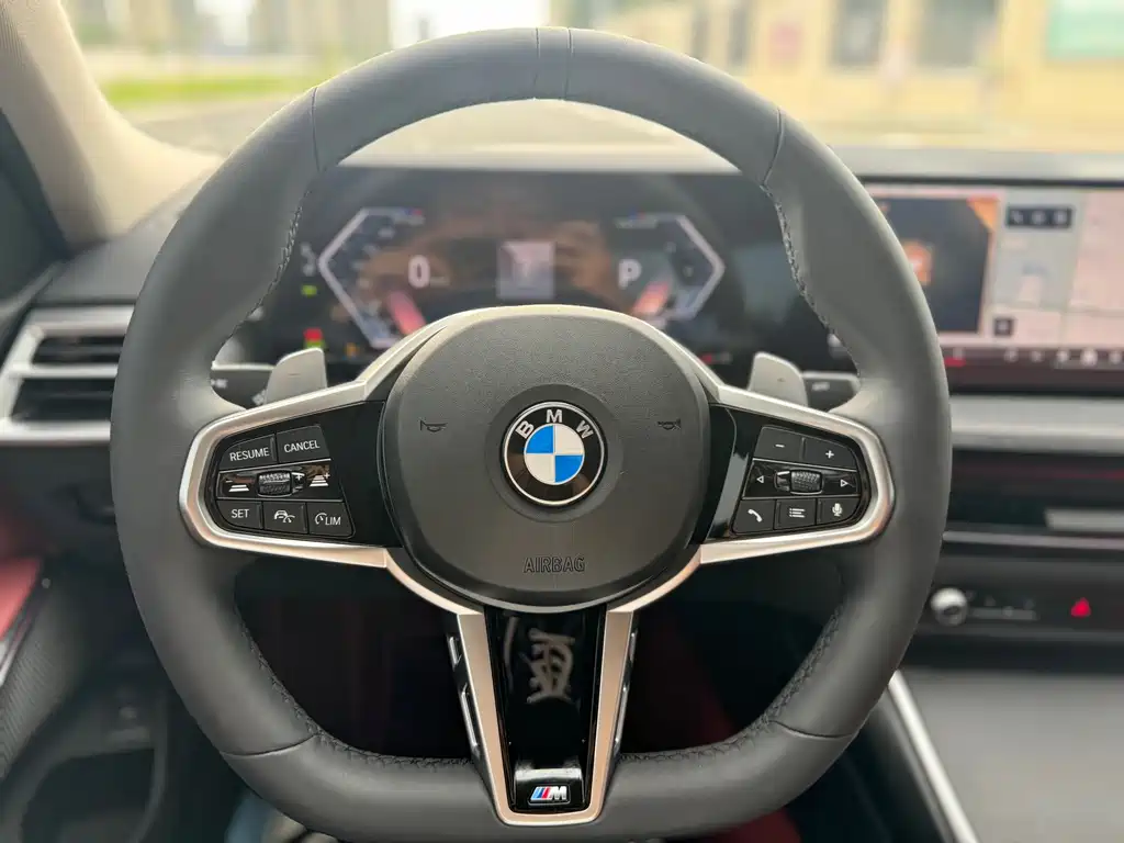 BMW 3 Series 2025 — фото 15