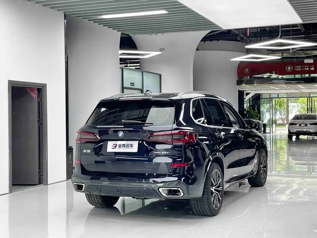 BMW X5 2023 — фото 18