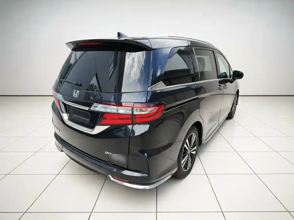 Honda Odyssey 2021 — фото 10
