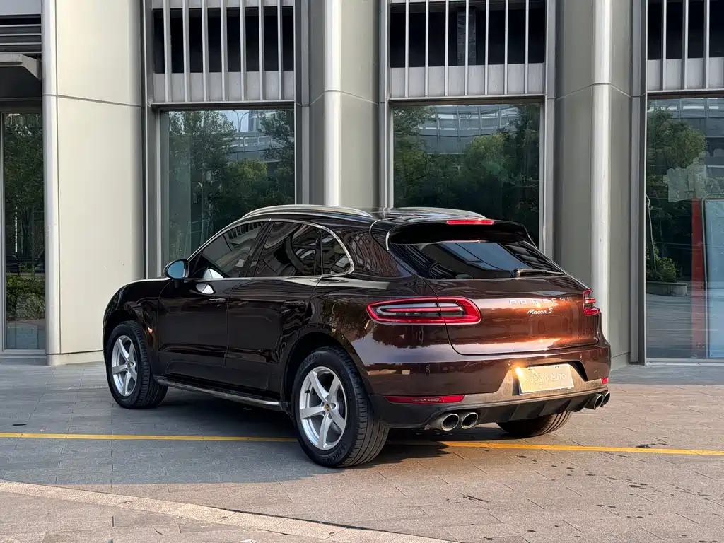 Porsche Macan 2015