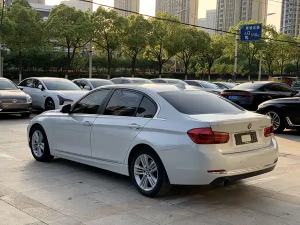 BMW 3 Series 2016