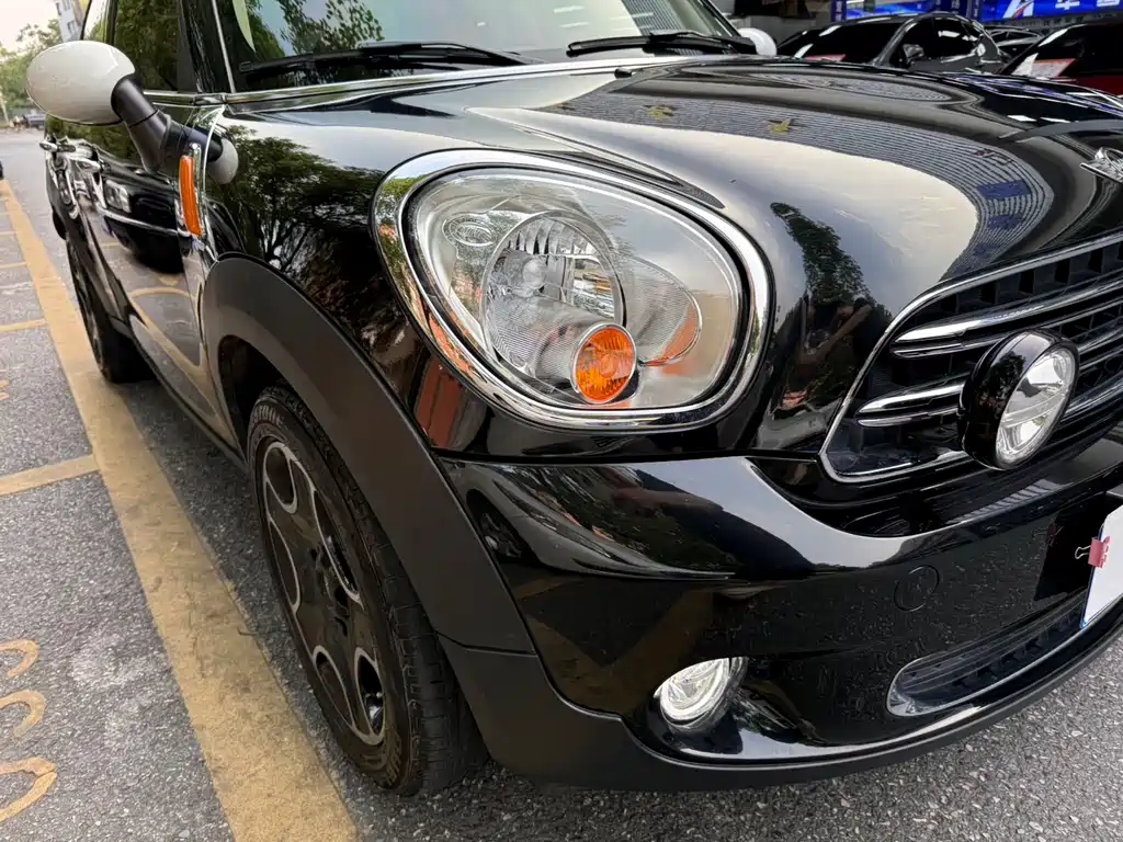 MINI Countryman 2015 — фото 22