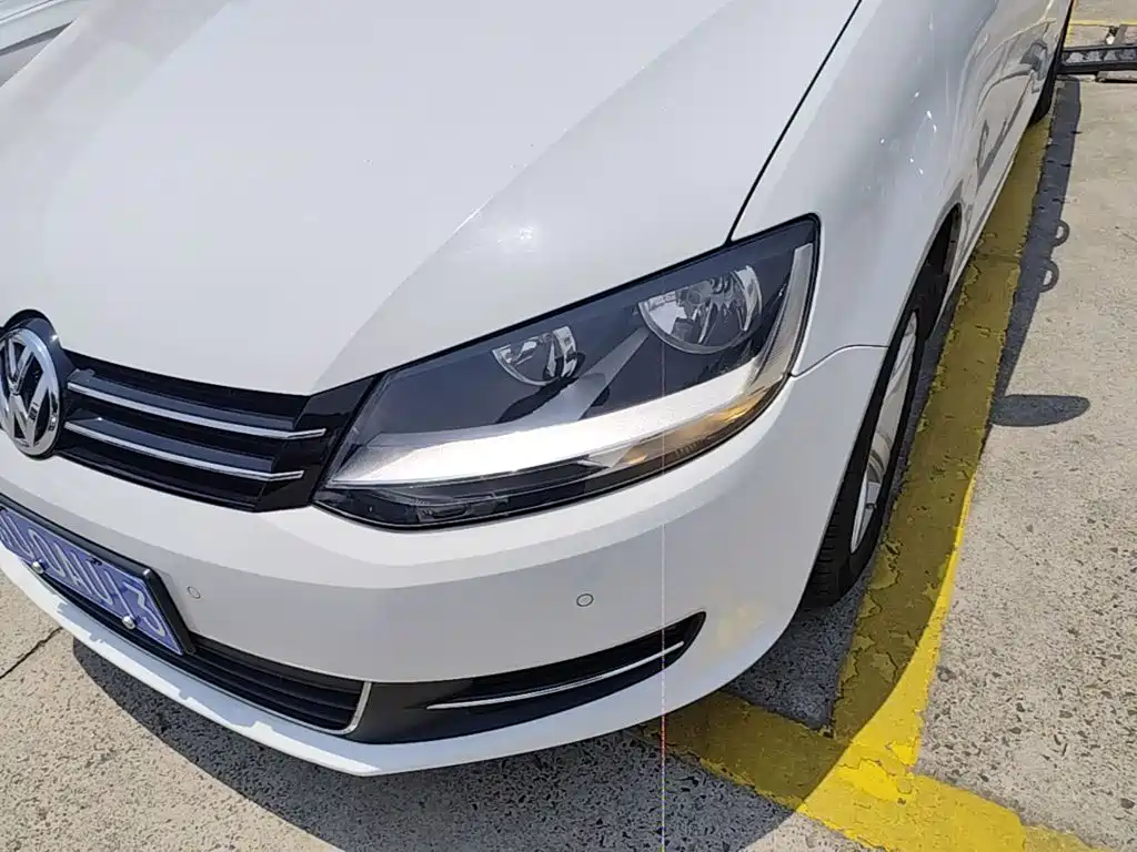 Volkswagen Sharan 2015 — фото 24