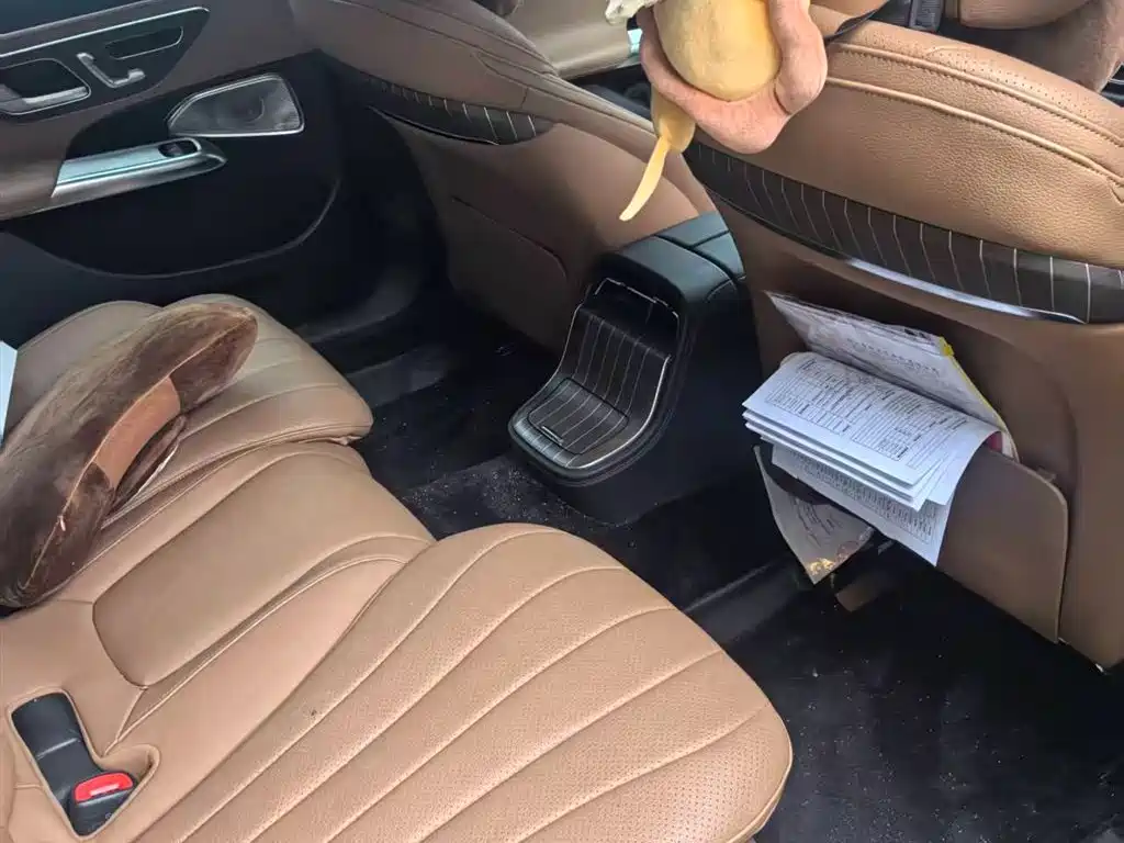 Mercedes-Benz E-Class 2024