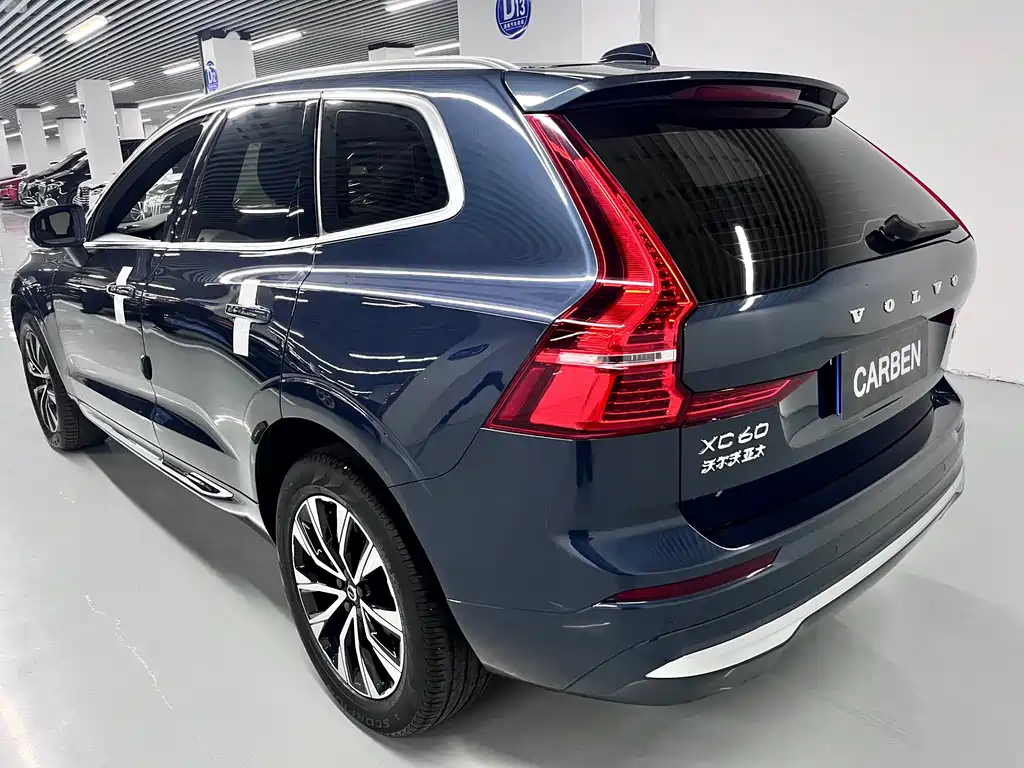 Volvo XC60 2024 — фото 13